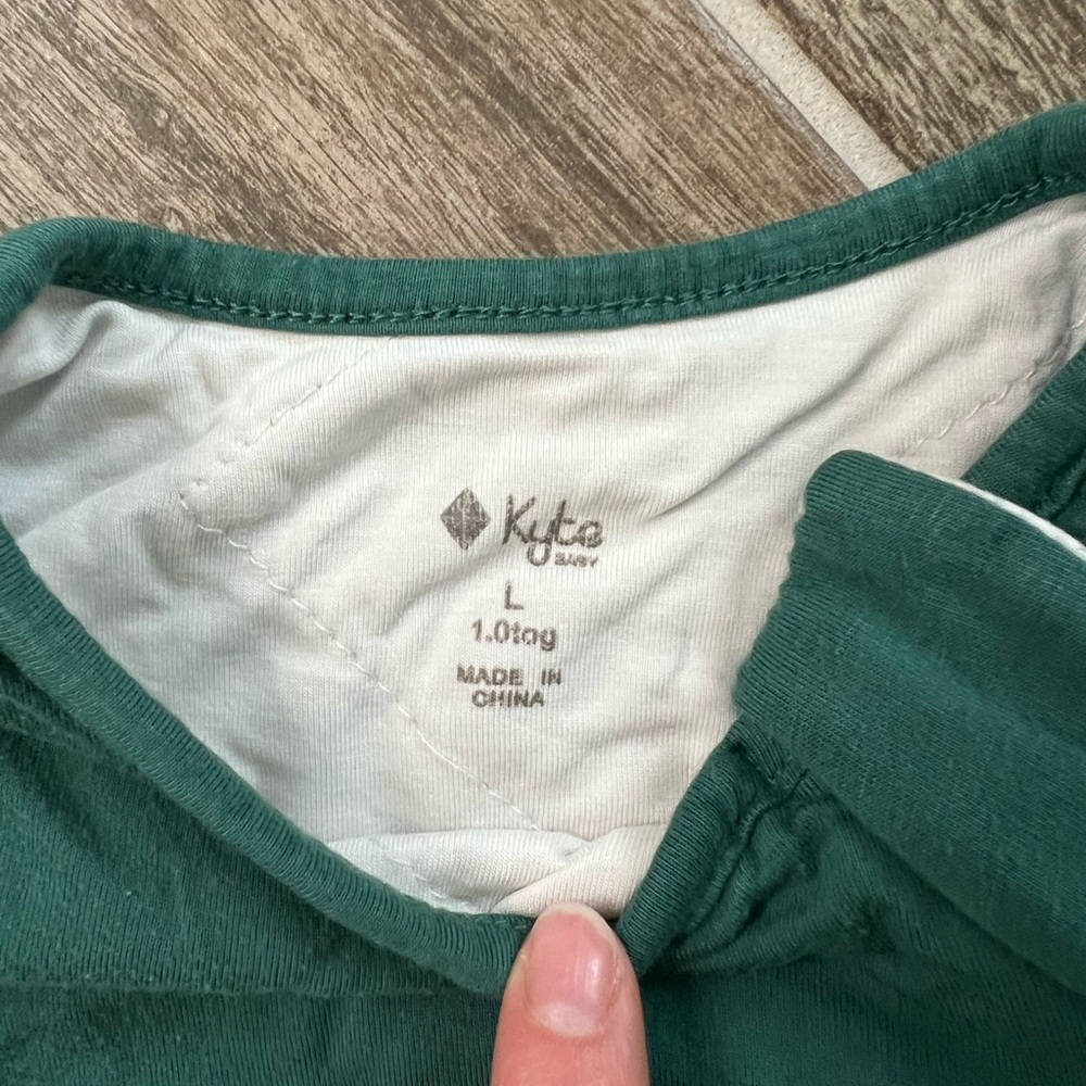 Kyte BABY Forest Green sleep sack. Size large. 1.0 tog.